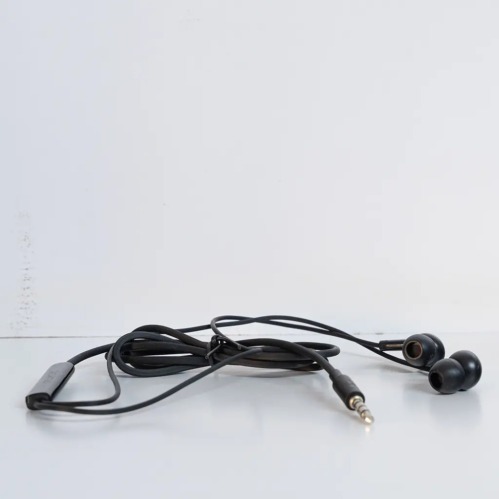 Oraimo Superior Deep Bass In Earphones 2 Oraimo Superior Deep Bass In Earphones